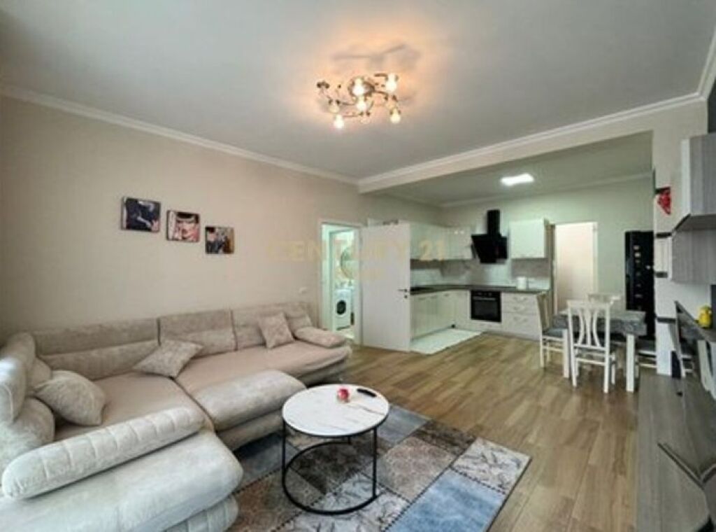 Jepet me qera 2+1 – komfort dhe vendndodhje e favorshme