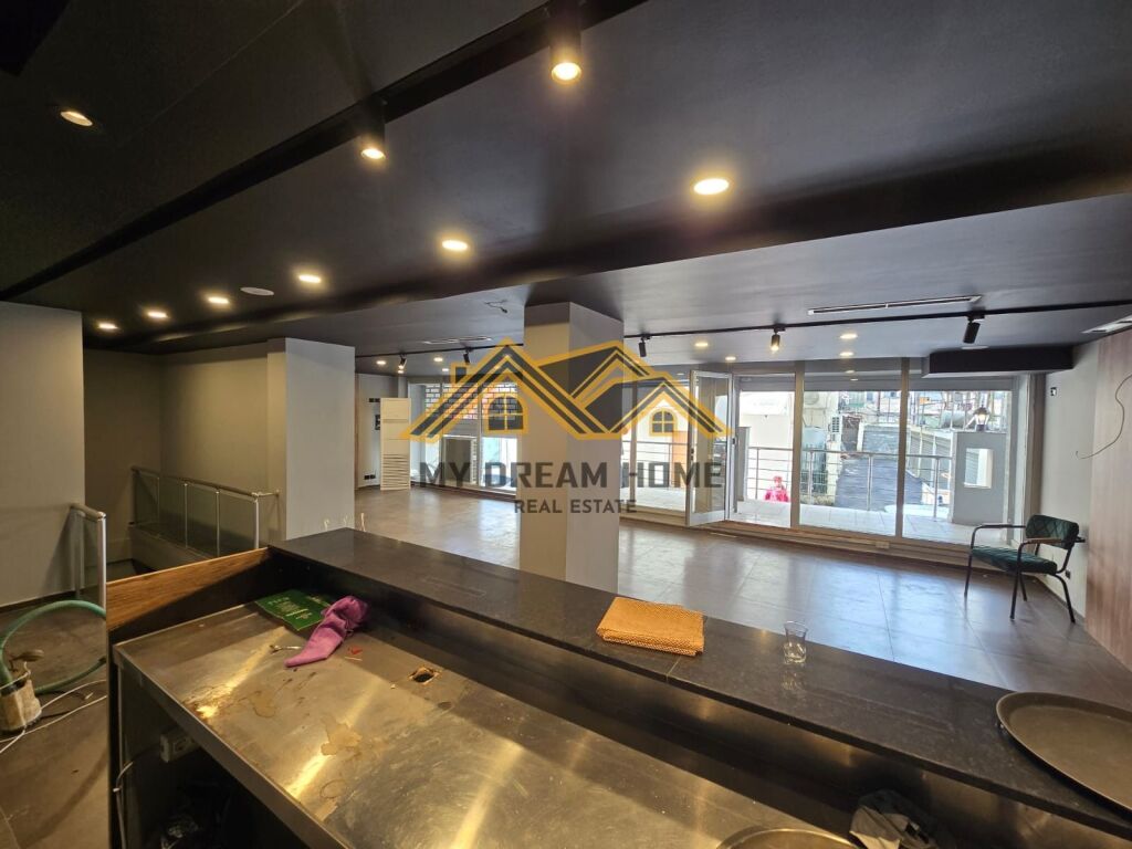 COMMERCIAL UNIT FOR RENT AT UKD DURRES!