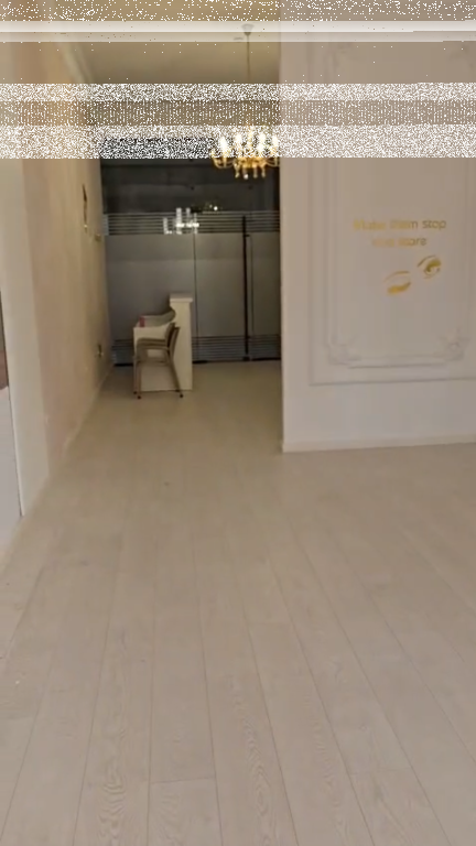 SHOP FOR RENT – GARDEN BUILDING !