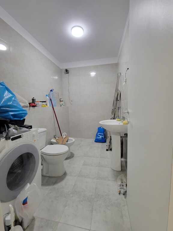 Apartament 2+1+Parkim me qera Kombinat