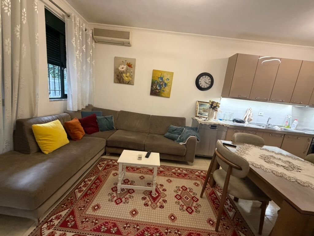 Apartament 2+1 per shitje prane Rez Kodra e Diellit!