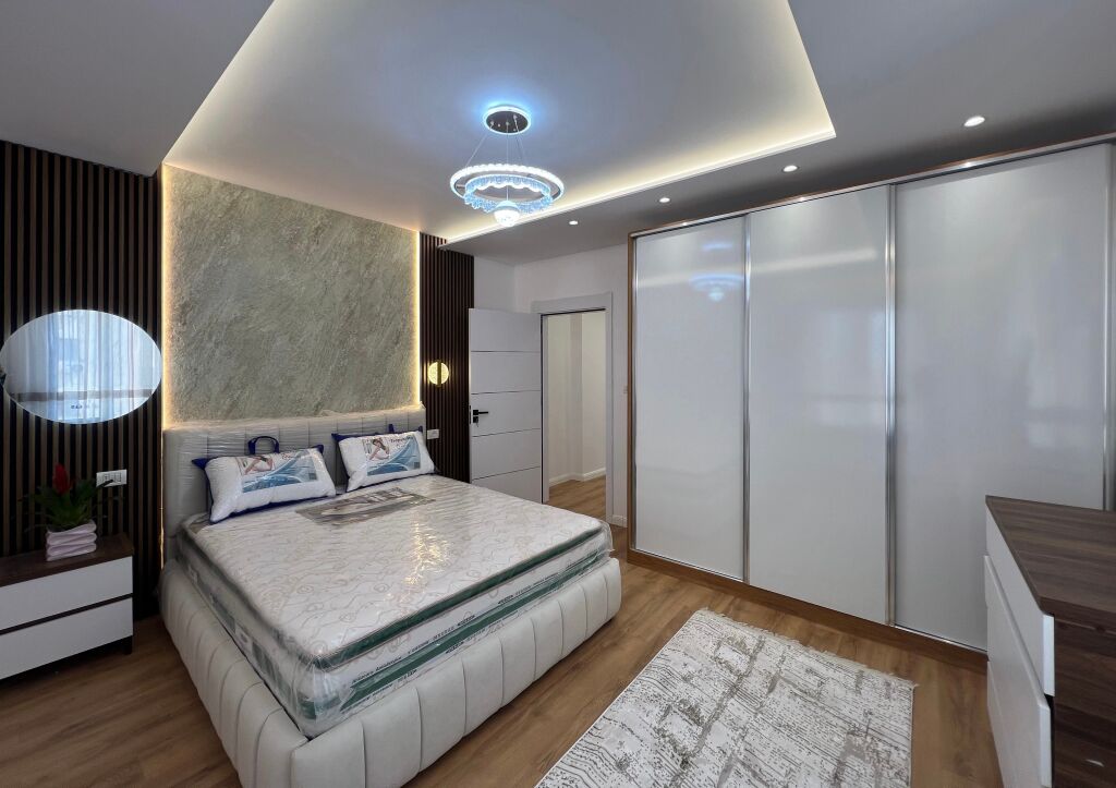 APARTAMENT 2+1+2 PER SHITJE TEK PALLATI ME SHIGJETA