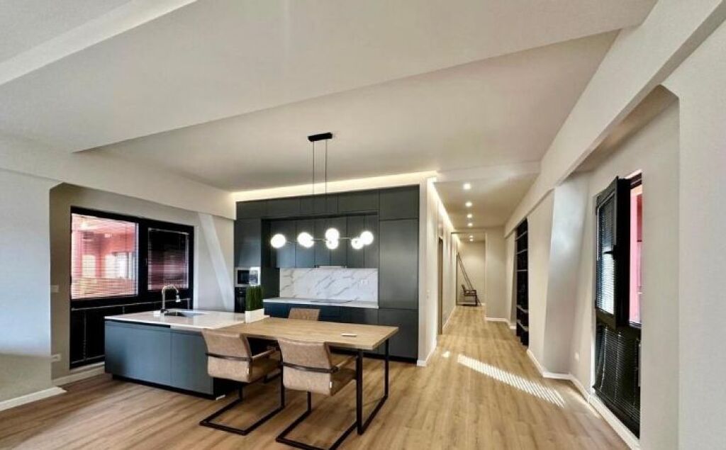 Shitet apartament 2+1+2 – rezidencë moderne në Rrugën e Kavajës