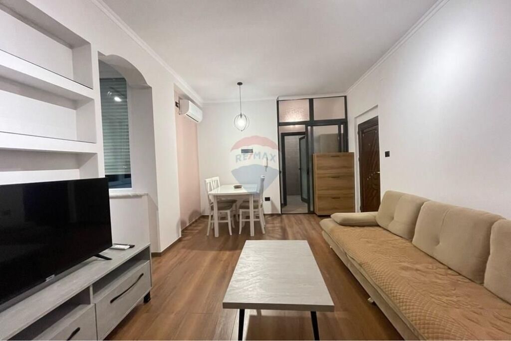 Appartamento - In Affitto - Zogu I Zi, Tirana