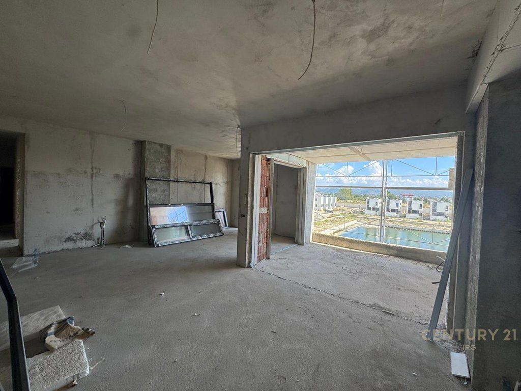 APPARTAMENTO 2+1+2 CON VISTA SULLA MARINA A TURQUOISE MARINA!