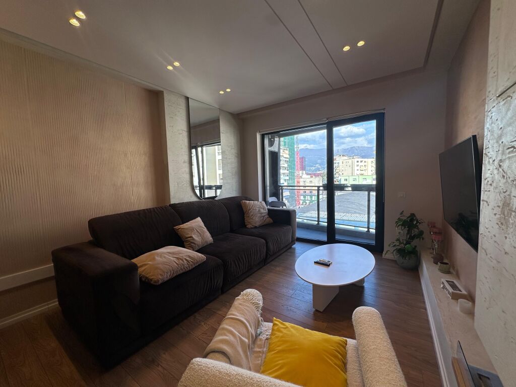 Qera 1+1+post parkimi Rruga e kosovareve.