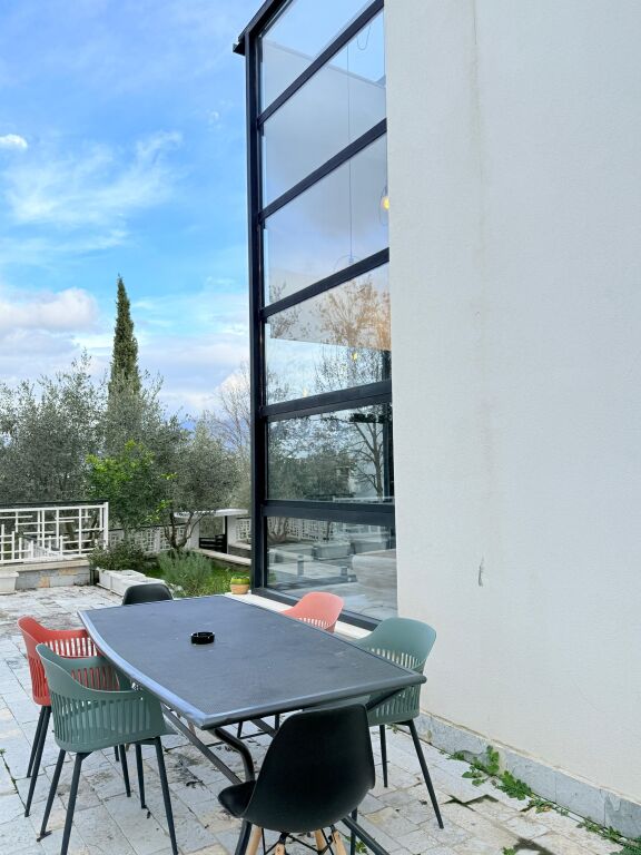 Jepet me qira vilë luksoze