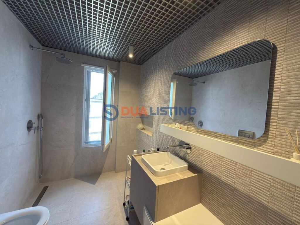 Modern 2+1 apartment for sale Elbasan Street!