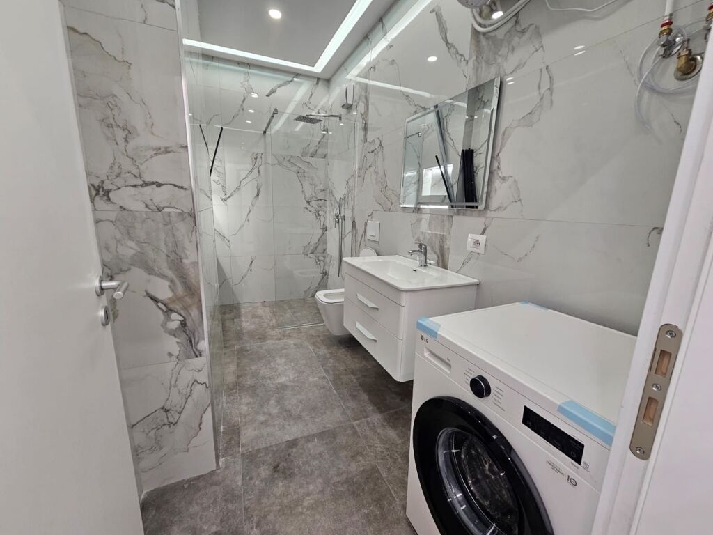 For rent 1+1+ Parking 1000€ ZOGU I ZI