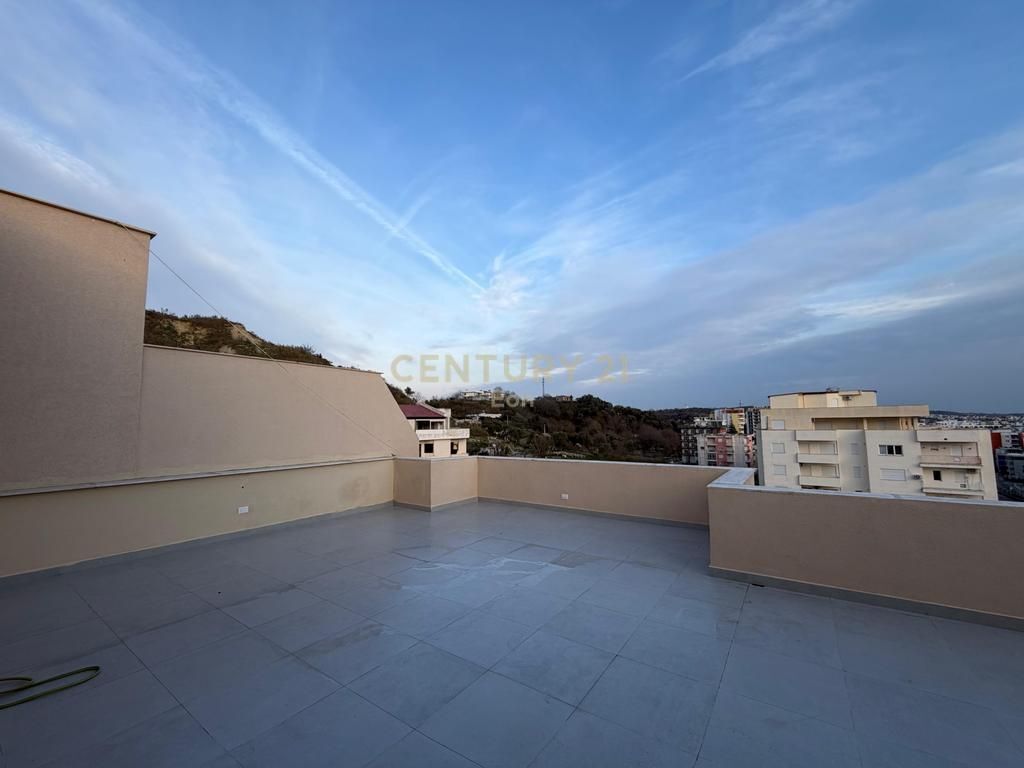 FOR SALE STUDIO 3+1+2 WITH VERANDA AND SEA VIEW AT KAVAJA ROCK!