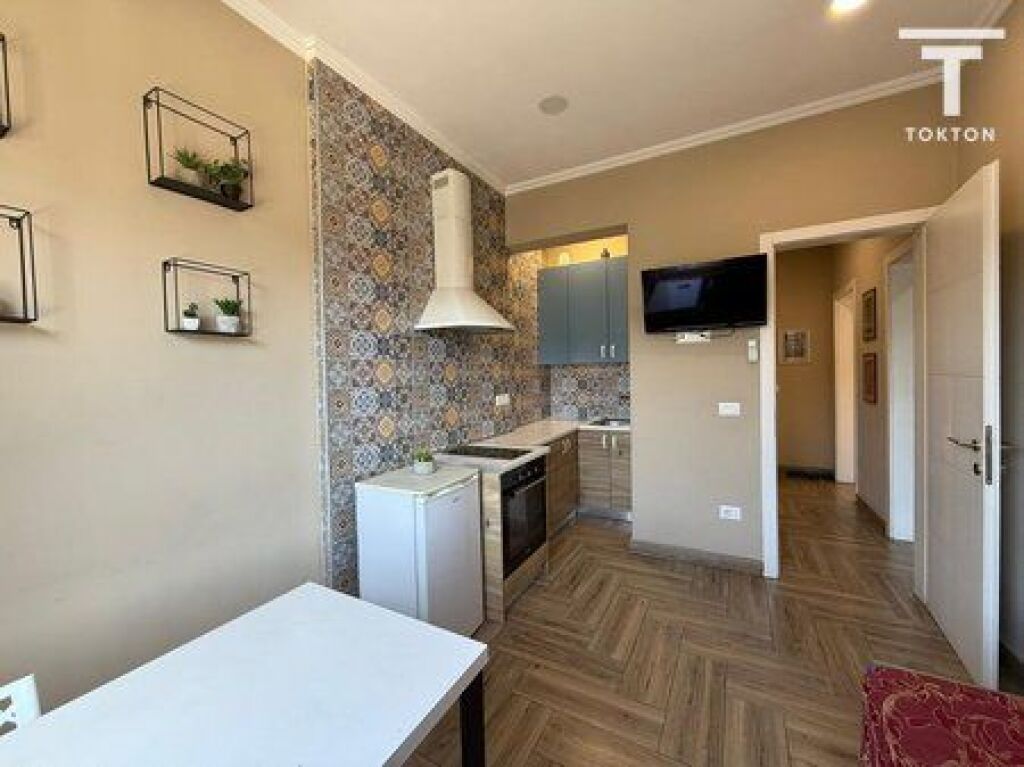 SHITET, APARTAMENT 2+1, MYSLYM SHYRI, TIRANË