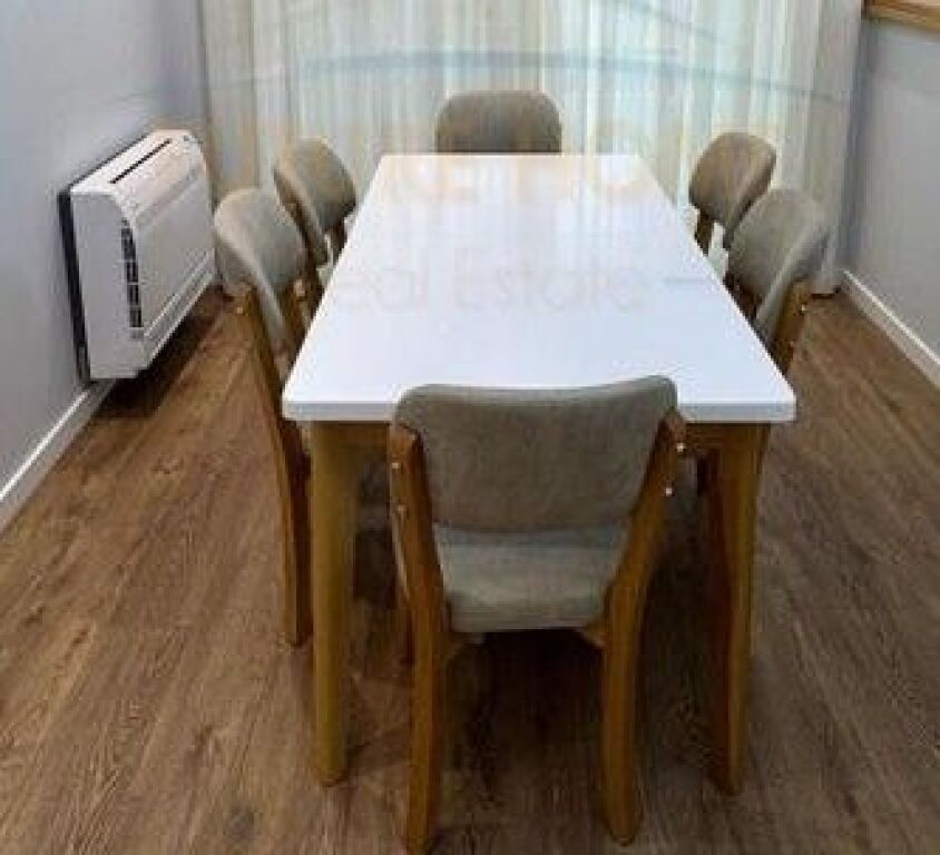 Qera, Vilë, Fresk, Tiranë