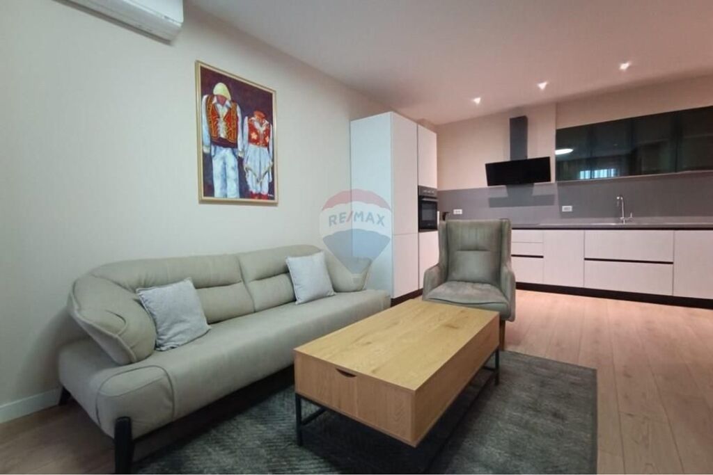 Apartment - For Rent - Zogu I Zi, Tirana