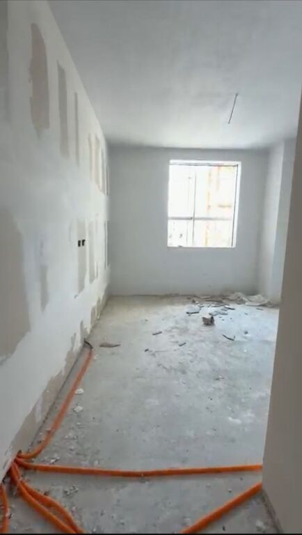 Apartment for sale 2+1+2 in Kamez