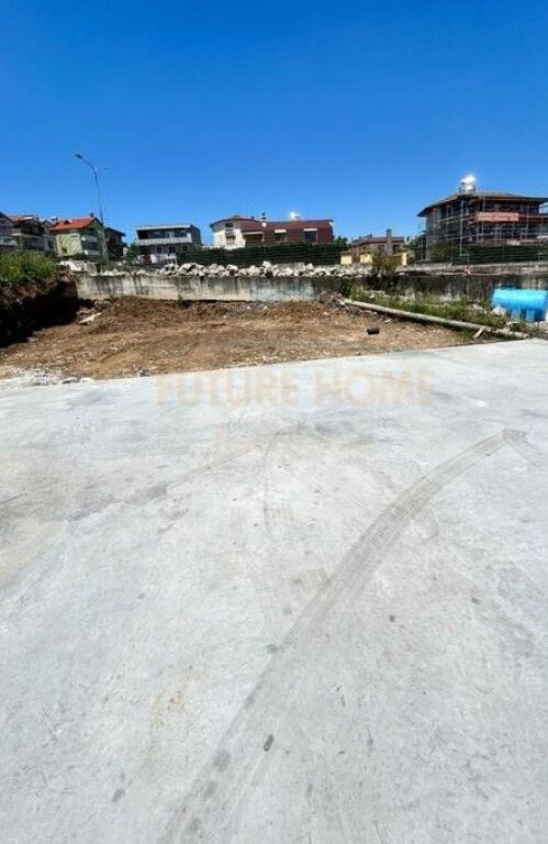 For Rent, Business Property, On Main Road, Saukut Roundabout.