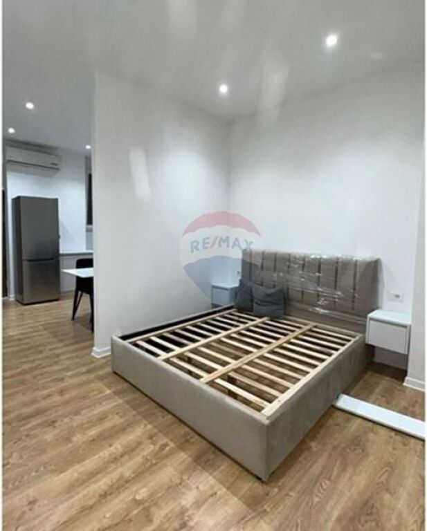 Apartment - For Rent - Barricades Street, Tirana