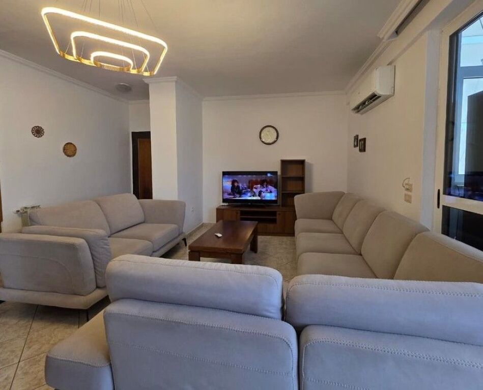 Rent, Apartment 3+1+2, Siri Kodra Street, Tirana