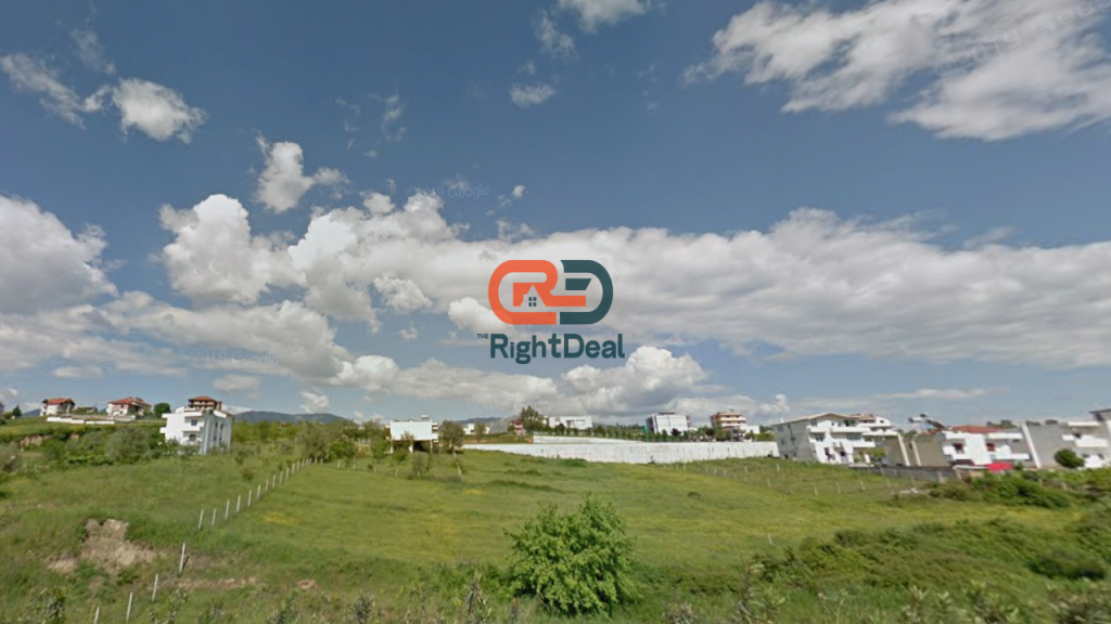 Prane Teg Shitet Toke Ideale Per Zhvillim!!