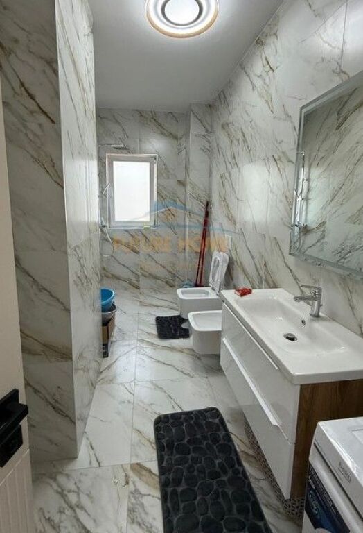 Qera, Apartament 1+1+Post parkimi, Rruga Odhise Paskali, Tiranë.