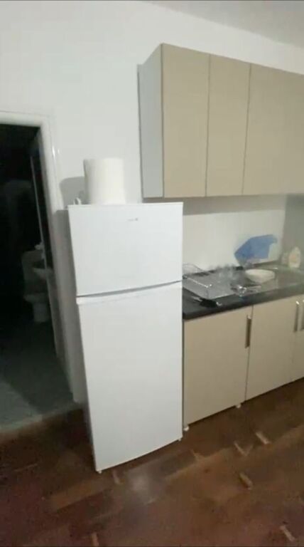 Shtepi private me qera 1+1