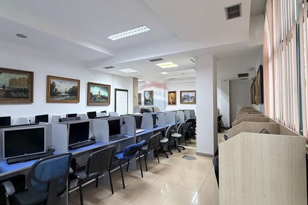 Dyqan - Për Shitje - Ambasada Amerikane, Tiranë(ID: 530261047-225)