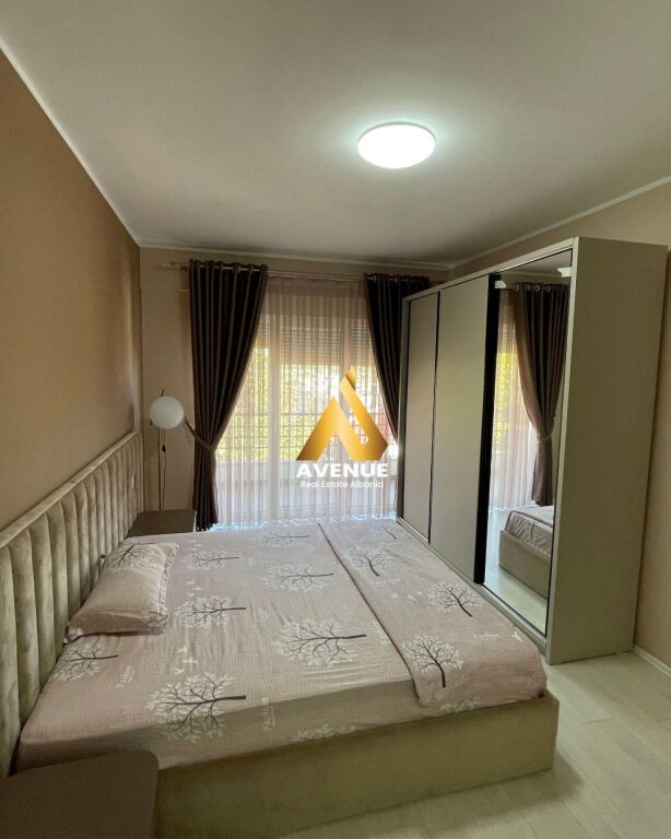 AFFITTASI APPARTAMENTO 3+1+2, LAGO ASCIUTTO, TIRANA