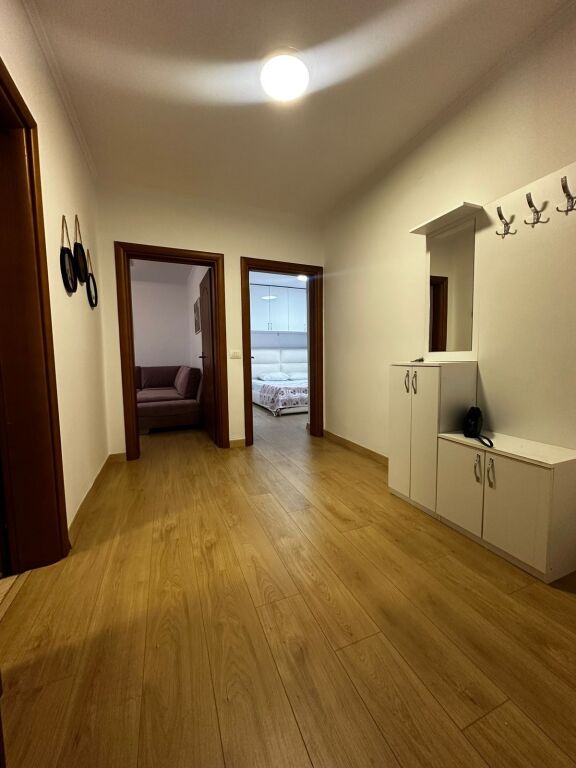 🏢Tek Myslym Shyri,jepet me qera apartament 1+1,i mobiluar 60,000Leke