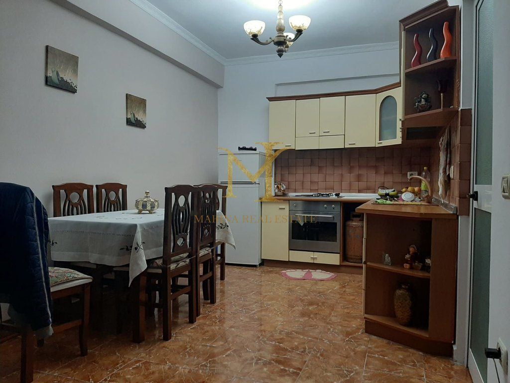 Rent apartment 1+1 Durres, Beach