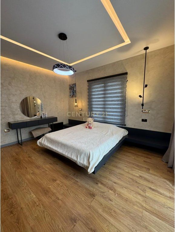 2-Storey Villa for Sale in Farkë, near the Lake – Elite Area