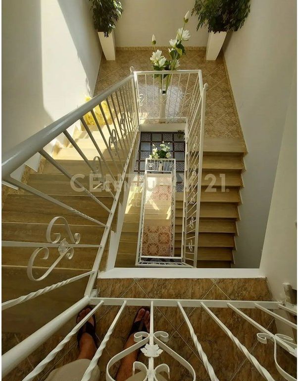 EXCLUSIVE HOTEL FOR RENT AT KAVAJA ROCK 3800€ PER MONTH !