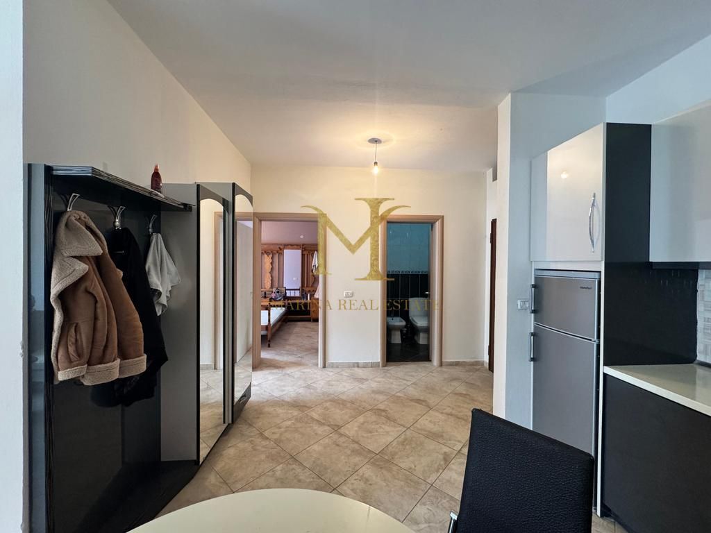 Vendesi in vendita 2+1+2 a Durazzo, zona Plazh