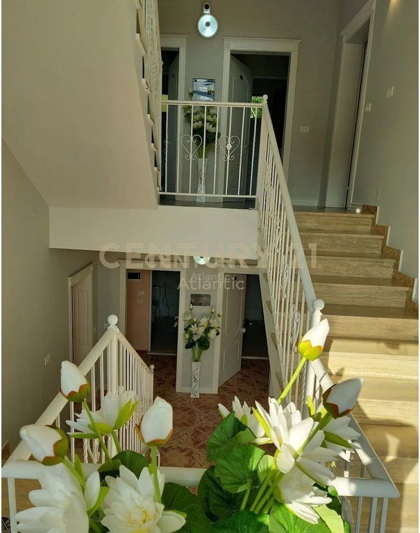 EXCLUSIVE HOTEL FOR RENT AT KAVAJA ROCK 3800€ PER MONTH !