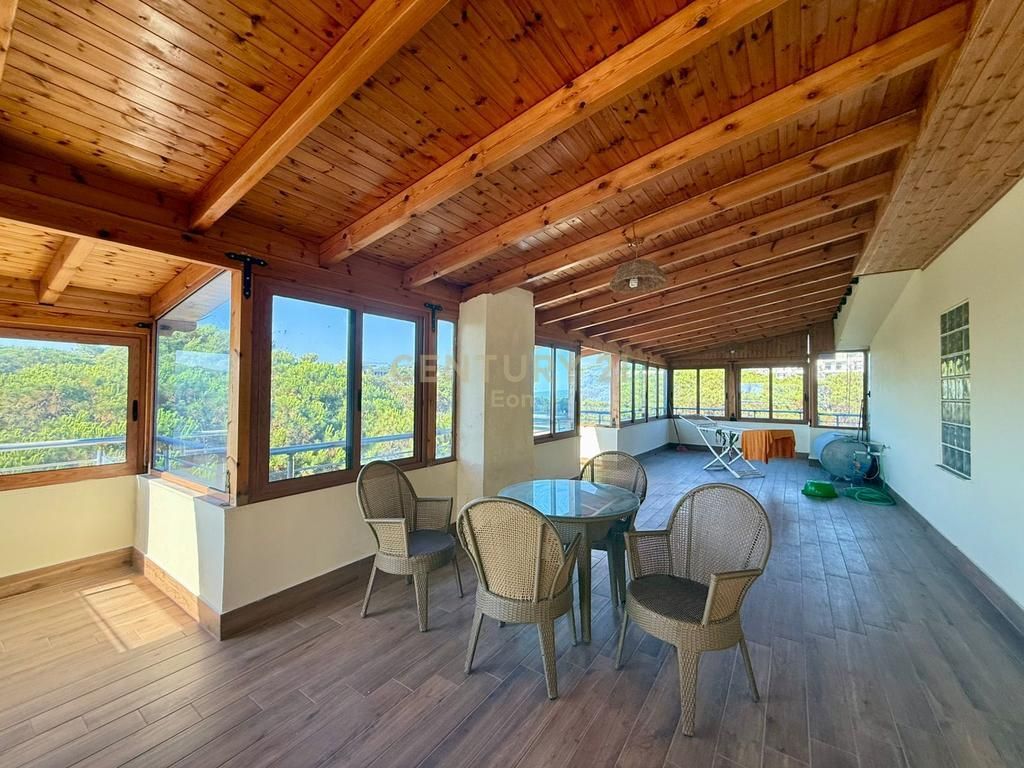 Shitet Papafingo me Pamje Deti, Golem - 160000€ !