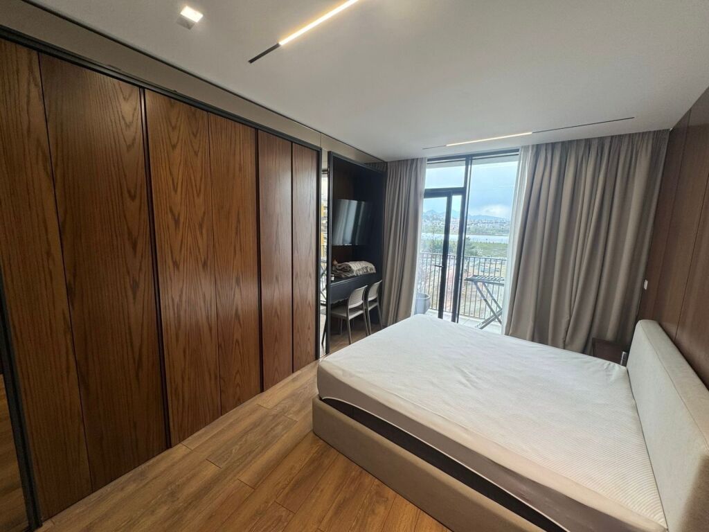 Lake View me Qera 2+1+1+🅿️