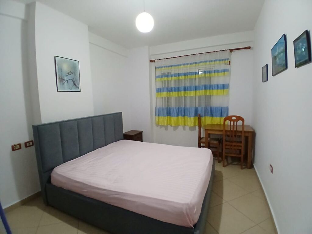 Jepet Me Qera Apartament 1+1+1 Ballkon