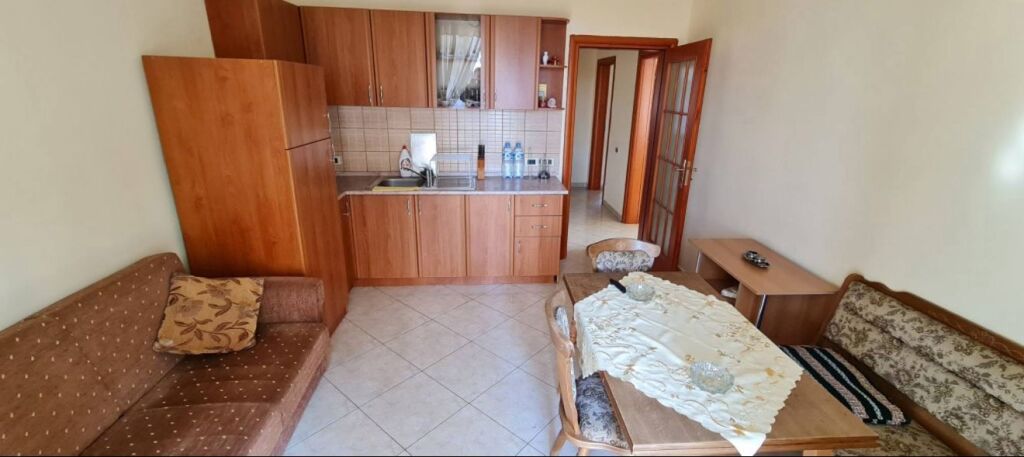 🏠 Jepet me Qira Apartament 2+1 te Pazari i Ri