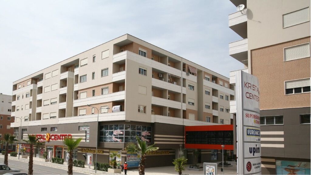 AMBIENT KOMECIAL PER QIRA TEK KRISTAL CENTER