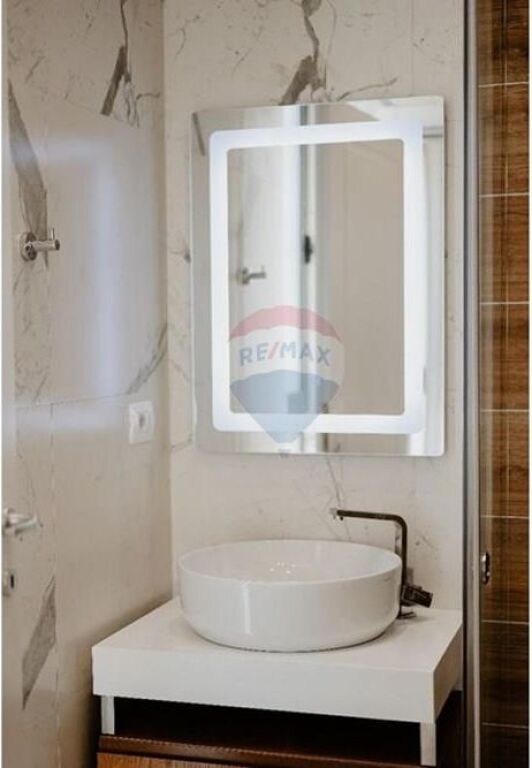 Apartment - For Rent - Myslym Shyri, Tirana