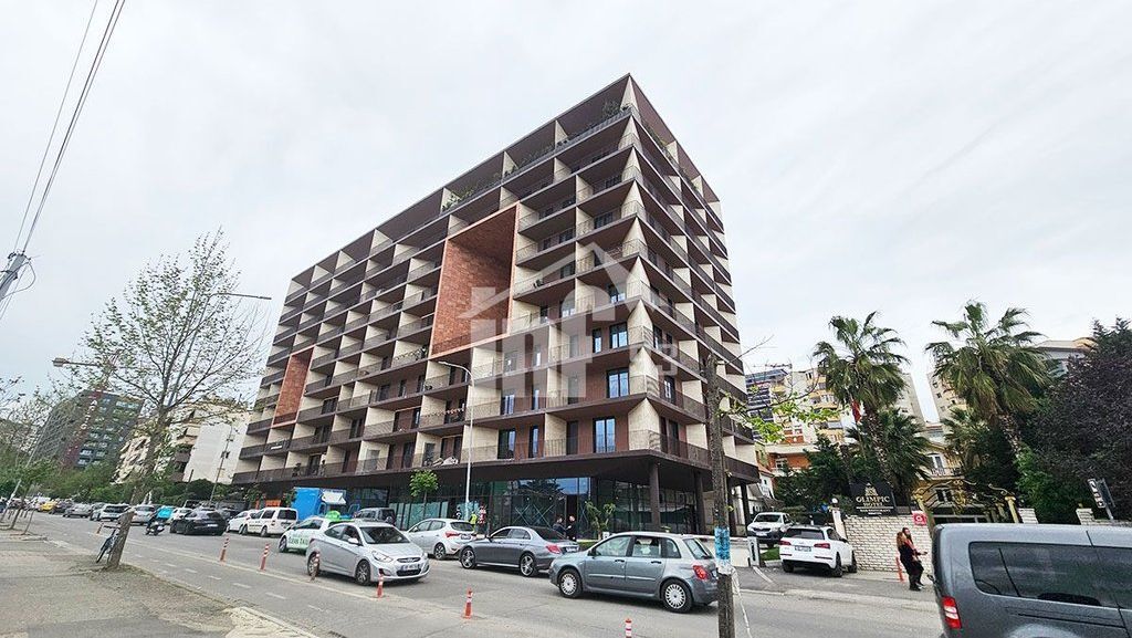 SUPER PREMIUM SPACE FOR CLINIC OR OFFICE – ALTANA RESIDENCE IS GIVEN