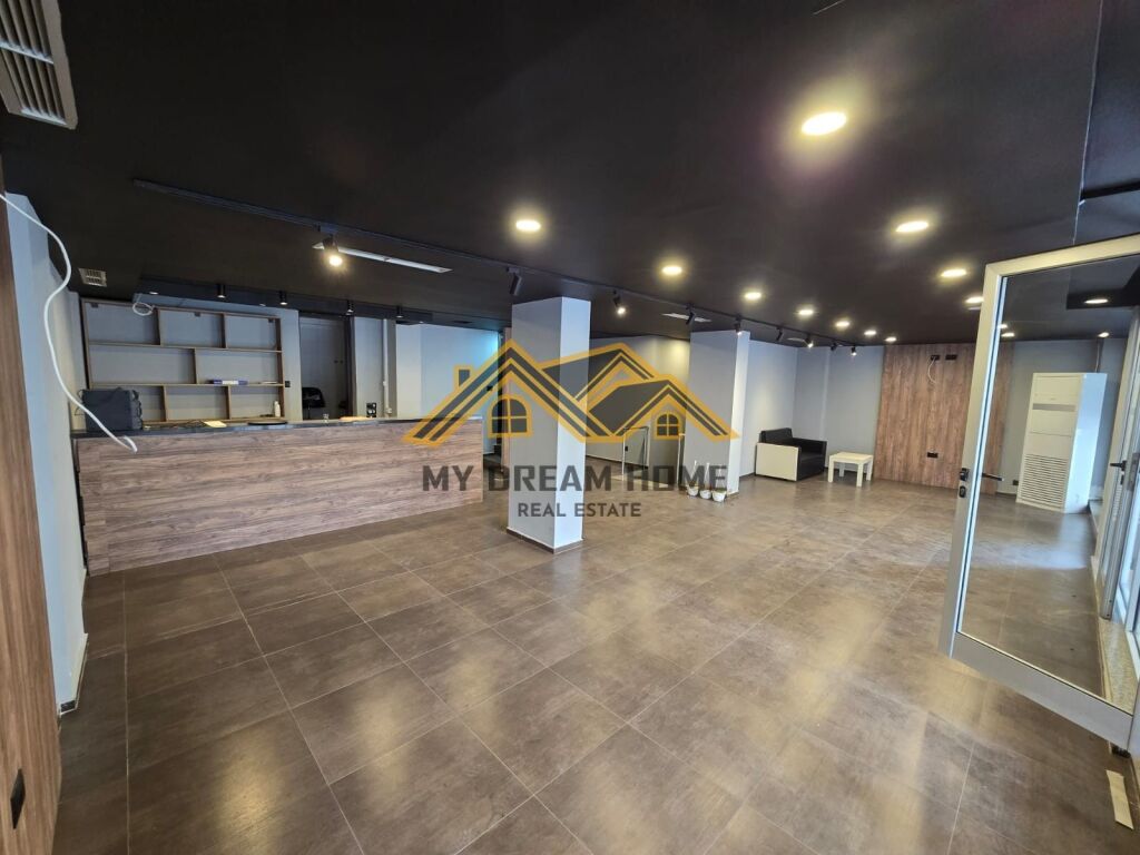 COMMERCIAL UNIT FOR RENT AT UKD DURRES!