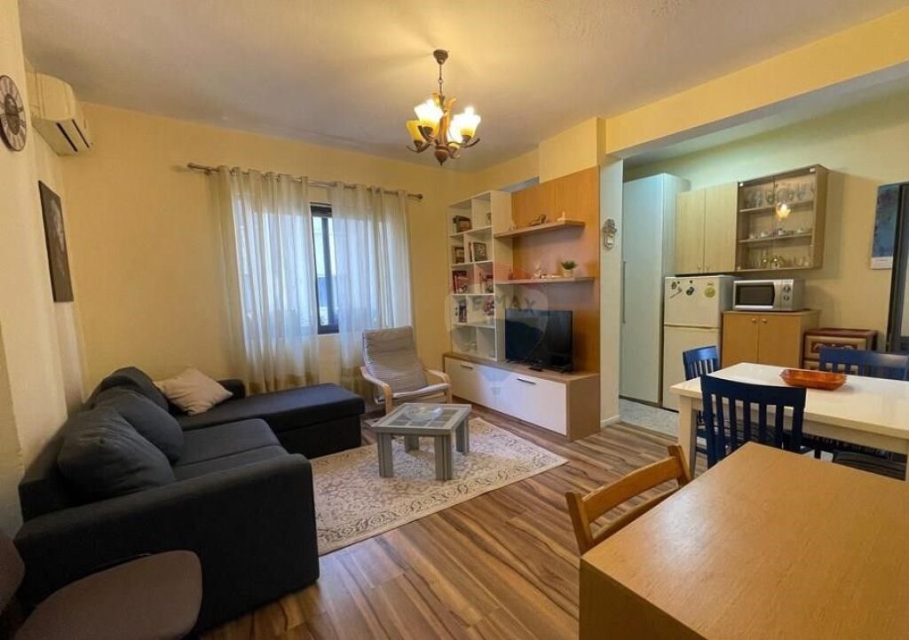 Monolocali in vendita, completamente arredato - Via Ndre Mjeda ID: 530181053-706