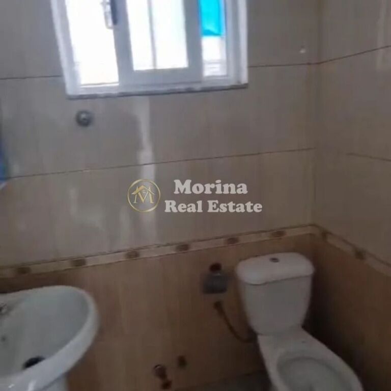 Qera | Shtëpi private 1 + 1 | PERBALLE INXHINIERISE SE NDERTIMIT | 350 €/muaj
