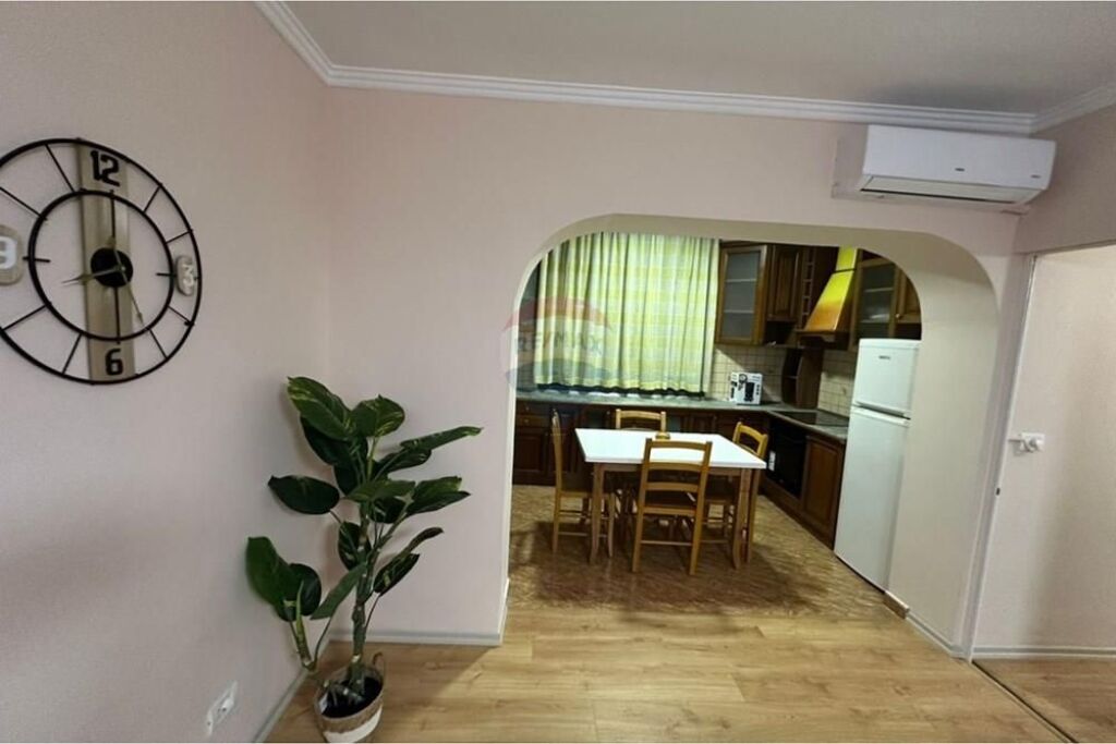 Apartament - Për Qira - Ish Fusha e Aviacionit, Tiranë