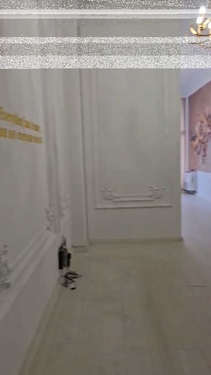 SHOP FOR RENT – GARDEN BUILDING !