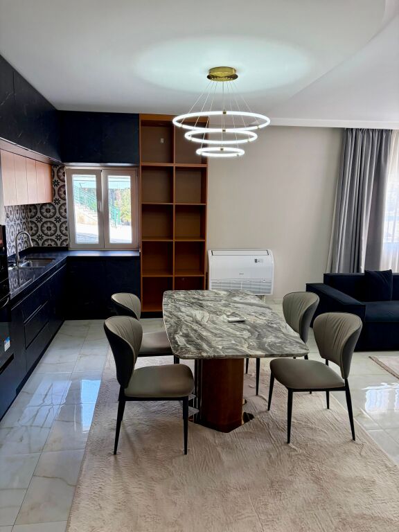 Apartament 2+1 me qera tek Liqeni Farkës