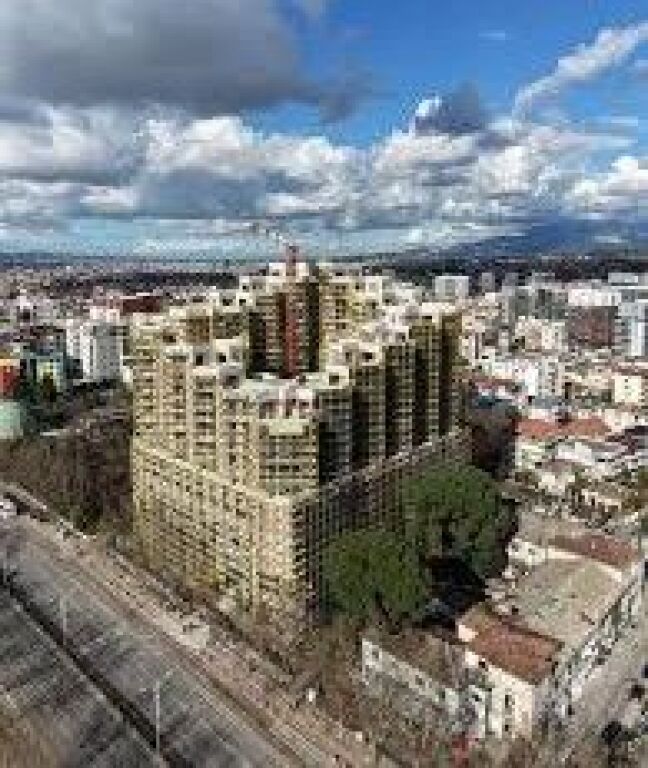 Vendesi in vendita 1+1 presso Colonnade