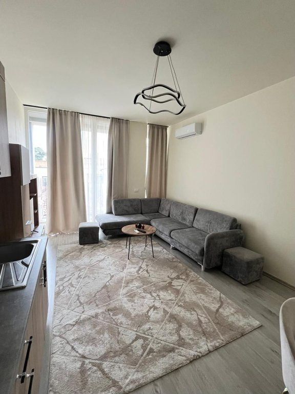 VIA RIZA CEROVA, VENDIAMO APPARTAMENTO 1+1+POSTO AUTO