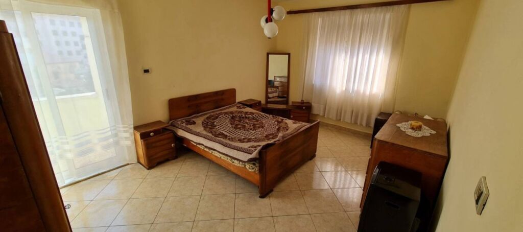 🏠 Jepet me Qira Apartament 2+1 te Pazari i Ri