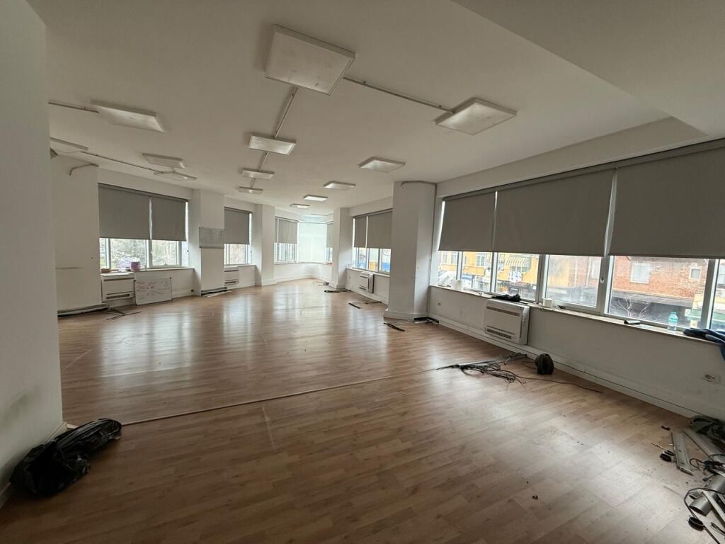 PARIS MUNICIPALITY_BUSINESS PREMISES FOR RENT