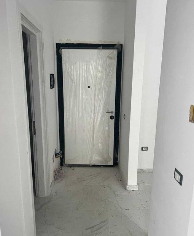 APARTAMENT 1+1 PER SHITJE , UNIVERS CITY!